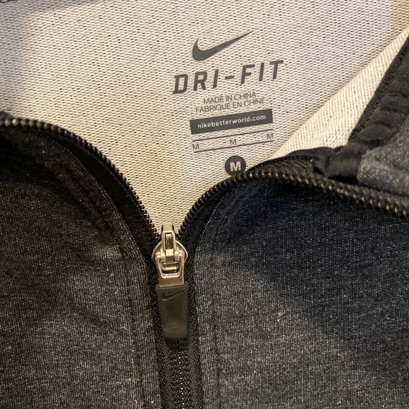 Nike Dri Fit Sweater - Picture 2 of 2